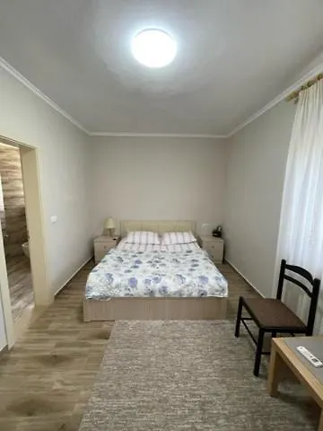 New Bazaar Rooms Tirana Guest house